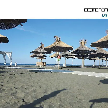 Copacabana Design מלון 3*