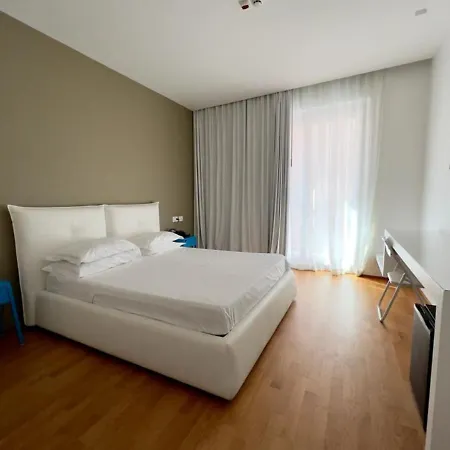 Copacabana Design מרגריטה די סבויה