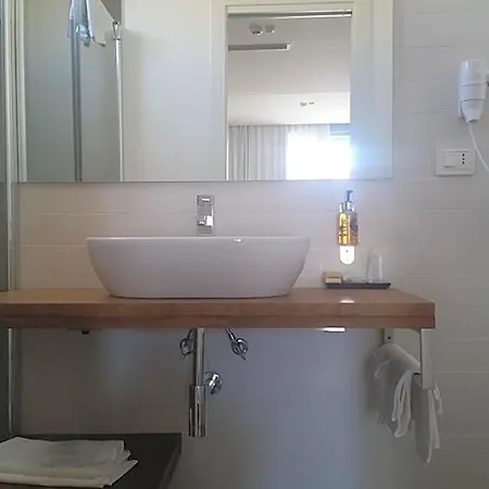 Copacabana Design مارغريتا دي سافويا